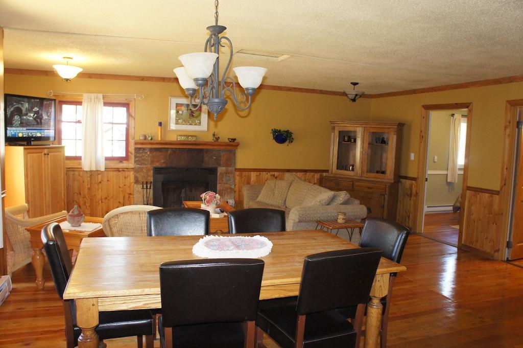 Fairmont Mountain Bungalows Fairmont Hot Springs Habitación foto